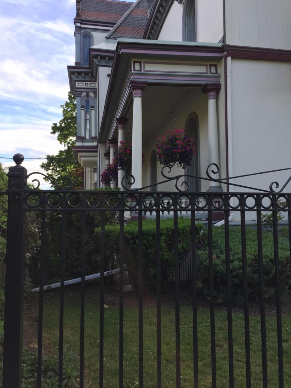 Batcheller Mansion Inn Saratoga Springs Exterior photo