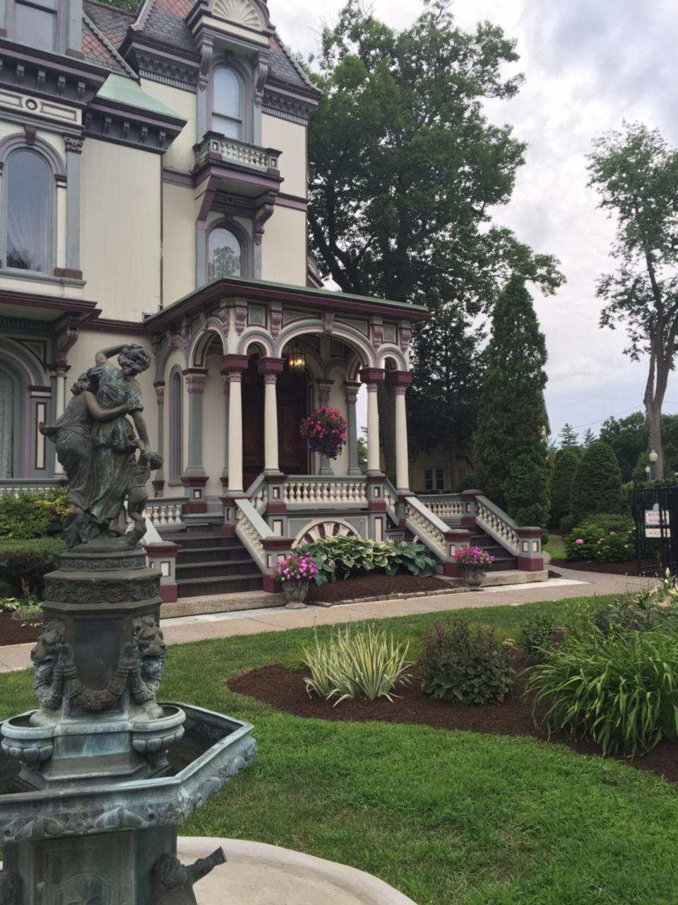 Batcheller Mansion Inn Saratoga Springs Exterior photo